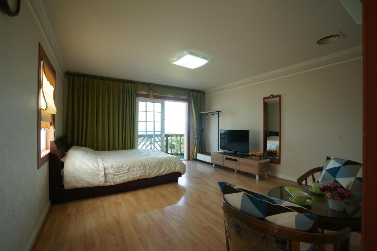 Eurohouse Villa Seogwipo Exteriör bild